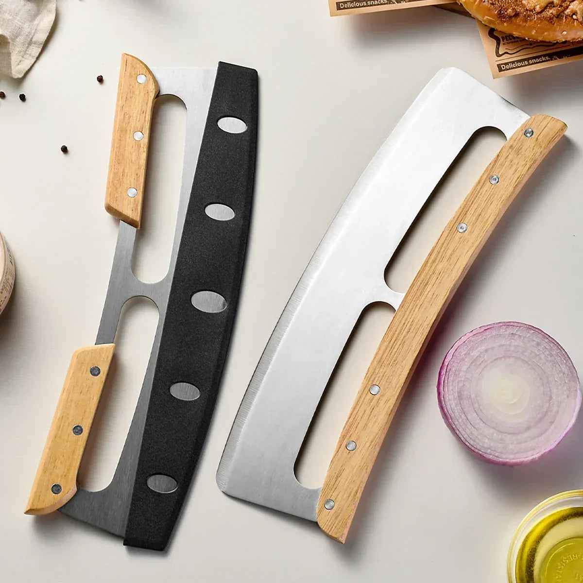 Stainless Steel Pizza Cutter with Protective Cover