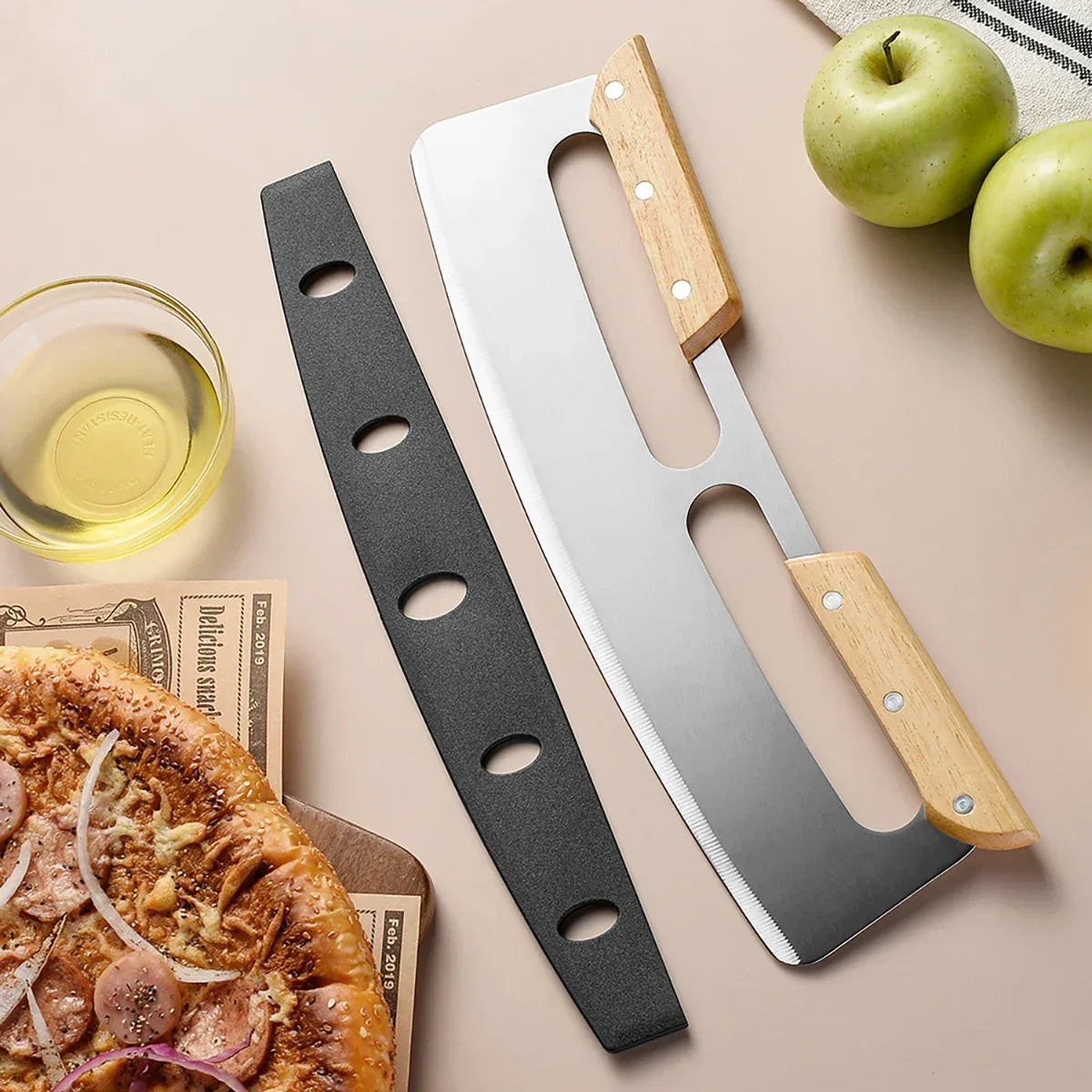 Stainless Steel Pizza Cutter with Protective Cover